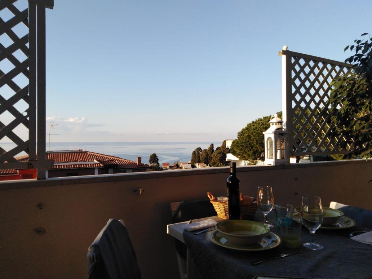 Miguel Apartment Тропеа Екстериор снимка